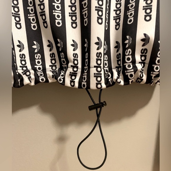 Adidas Logo Black and White Cropped Pullover Half Zip Sweater - Picture 3 of 10